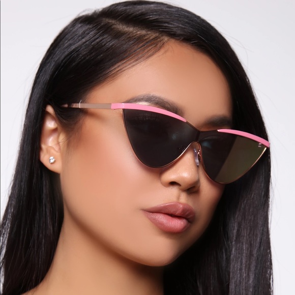 **NEVER WORN** Fashion Nova Precisely My Point Sunglasses - RoseGold/Pink - Picture 1 of 1